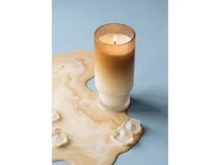 AVA & MAY Duftkerze Iced Caramel Latte 240g