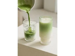AVA & MAY Duftkerze Iced Matcha Latte 240g