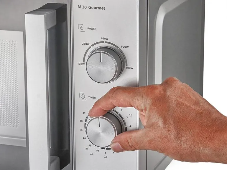 Caso Mikrowelle M20 Gourmet Schwarz/Silber