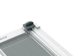Leitz Bürogeräte Rollenschneidegerät Precision Home A4 8 Blätter