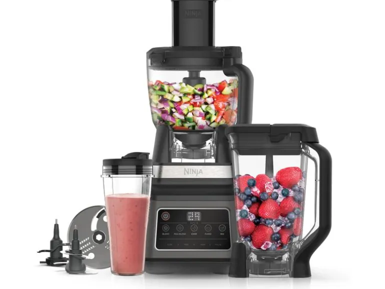 Ninja 3-in-1-Küchenmaschine & Mixer mit Auto-iQ Schwarz