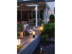 Philips Hue White & Color Ambiance Outdoor Impress Sockelleuchte Schwarz