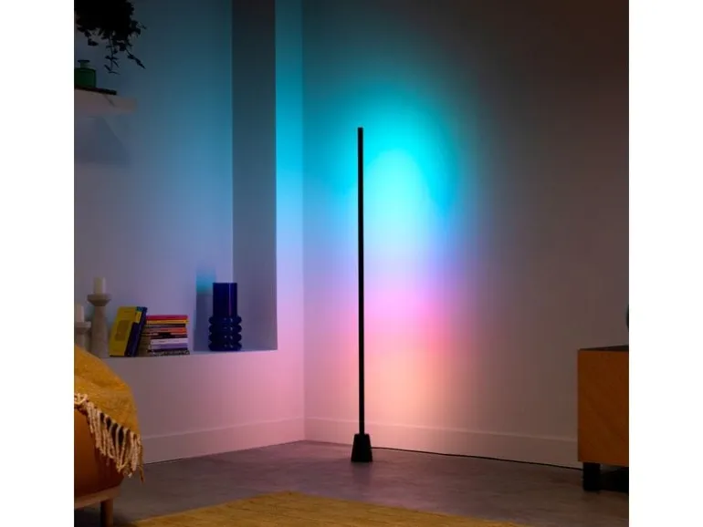 WiZ Gradient Stehleuchte RGBIC 1.4 m